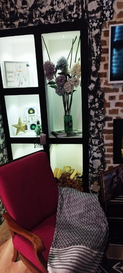Studio Apartman Black & White Centar Sarajevo Free Parking Kültér fotó