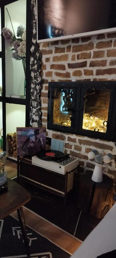 Studio Apartman Black & White Centar Sarajevo Free Parking Kültér fotó